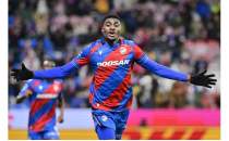 Galatasaray'dan s�rpriz golc� hamlesi!