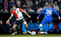 Feyenoord sahas�nda tak�ld�!