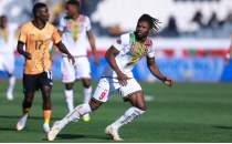 El Bilal Toure'nin ka�an penalt�s� pahal�ya patlad�!