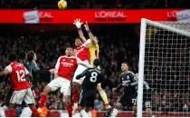 Arsenal'den Aston Villa'ya g�zda��: 11 ma�l�k seriyi bitirdiler!