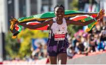 Rekortmen maratoncuya 3 yl men