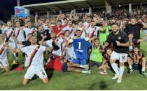 zmir oruhlu FK'ya byk ok