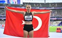 Aysel nder, Dnya ampiyonas