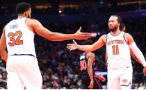 Knicks, Raptors' rahat geerek NBA Cup yar finaline ykseldi