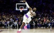 LeBron, 76ers zaferi sonras emeklilik imasnda bulundu