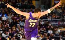 Luka 43 sayyla Lakers