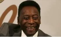 Futbolun efsane ismi Pele, vefat�n�n ���nc� y�l�nda an�l�yor