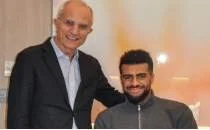 Trabzonsporlu futbolcu Rayyan Baniya ameliyat edildi