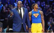 Shaq ve Dwight Howard arasndaki 'bar' ksa srd