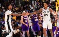 Spurs, Lakers' eleyerek NBA Kupas'nda OKC'nin rakibi oldu