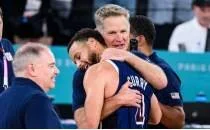 Kerr: 'Hl koluk yapyorsam, sebebi Steph Curry'