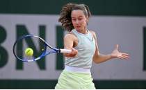 Zeynep Snmez, sakatl nedeniyle Indian Wells turnuvasndan ekildi