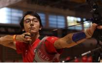 Mete Gazoz, sporcu velileriyle bulu�tu