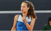 Zeynep Snmez, Fransa Ak