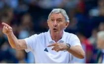 Bayern M�nih, Svetislav Pesic'i geri getirmenin pe�inde