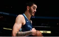 Zach Edey, en az 4 hafta sahalardan uzak kalacak