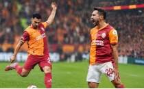 Kaan Ayhan ve �lkay G�ndo�an'dan forma talebi!