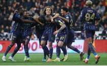 Fenerbah�e'de hedef net: '�ampiyon olun, tarihe ge�in'