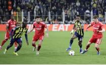 Fenerbah�e Kad�k�y'de sevinemiyor