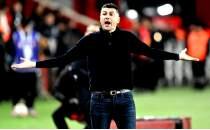 Memik Y�lmaz: 'Bu sefer geri d�n�� yok gibi!'