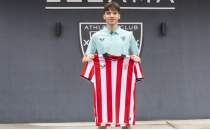 Athletic Bilbao tarihinde ilk T�rk: Efe Korkut
