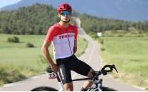 Para sporcu Mehmet Keskin, uluslararas� ba�ar�lar i�in pedal �eviriyor