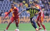 Kad�n futbolunda derbi heyecan�