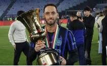 Inter'den Hakan �alhano�lu'na teklif haz�rl���