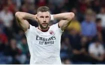 Milan, Pavlovic'in s�zle�mesini uzatt�