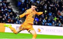 Berke �zer'den Fenerbah�e'ye k�t� haber!
