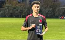 Juventus'a bir T�rk daha: 16 ya��ndaki milli golc�!