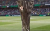 Konferans Liginde gecenin sonu�lar�