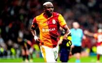 Osimhen, T�rkiye'den kul�p sat�n al�yor!