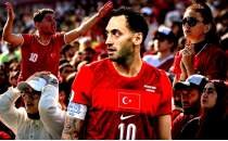 Hakan �alhano�lu: 'Bu millete borcumuz var!'
