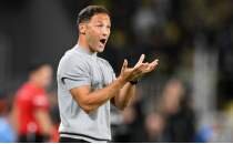 Fenerbah�e'de derbi �ncesi �are aran�yor!