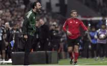 Sel�uk �nan, Fenerbah�e kar��s�nda 'ilk' pe�inde