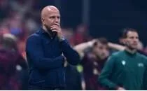 Arne Slot'tan Galatasaray i�in a��klama