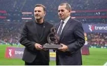 Okan Buruk �eyrek final s�z�ne iki ad�m uzak!