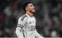 Be�ikta�'ta sakatl�k: Emirhan Top�u