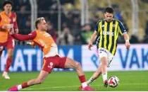 Galatasaray - Fenerbah�e derbisi saat 18.45'e al�nd�!