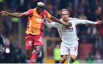 Galatasaray'dan Samsunspor'a b�y�k �st�nl�k