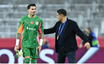 U�urcan �ak�r, 3 ma� sonra kalede