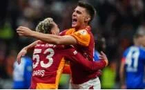 Galatasaray'da Kaz�mcan Karata� formay� kapt�