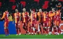 Galatasaray, kamp kadrosunu a��klad�: 5 eksik