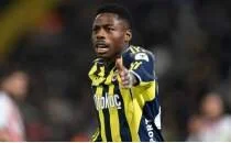 Musaba, Fenerbah�e'de ilk pe�inde