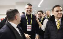 Derbide saha d���nda Sadettin Saran imzas�!