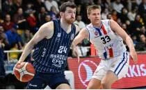 Anadolu Efes, B�y�k�ekmece'de zor da olsa galip
