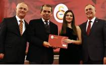 Galatasaray'da yeni �yelere berat t�reni