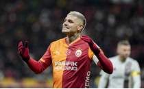 Galatasaray, ikinci yar�ya kay�pla ba�lad�!