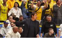 Maccabi taraftar�na Ergin Ataman cezas�